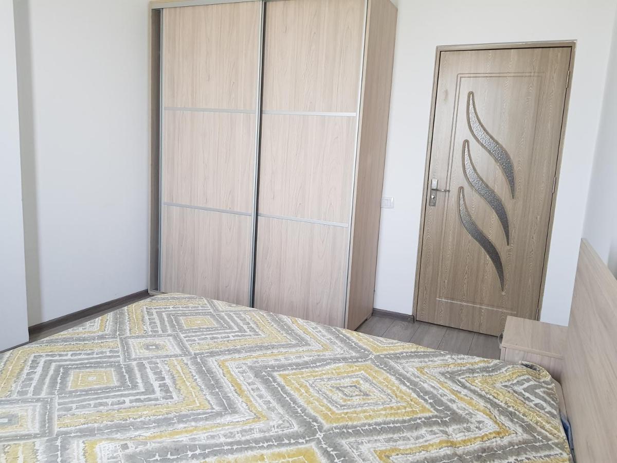 Moni Apartment Năvodari Екстериор снимка